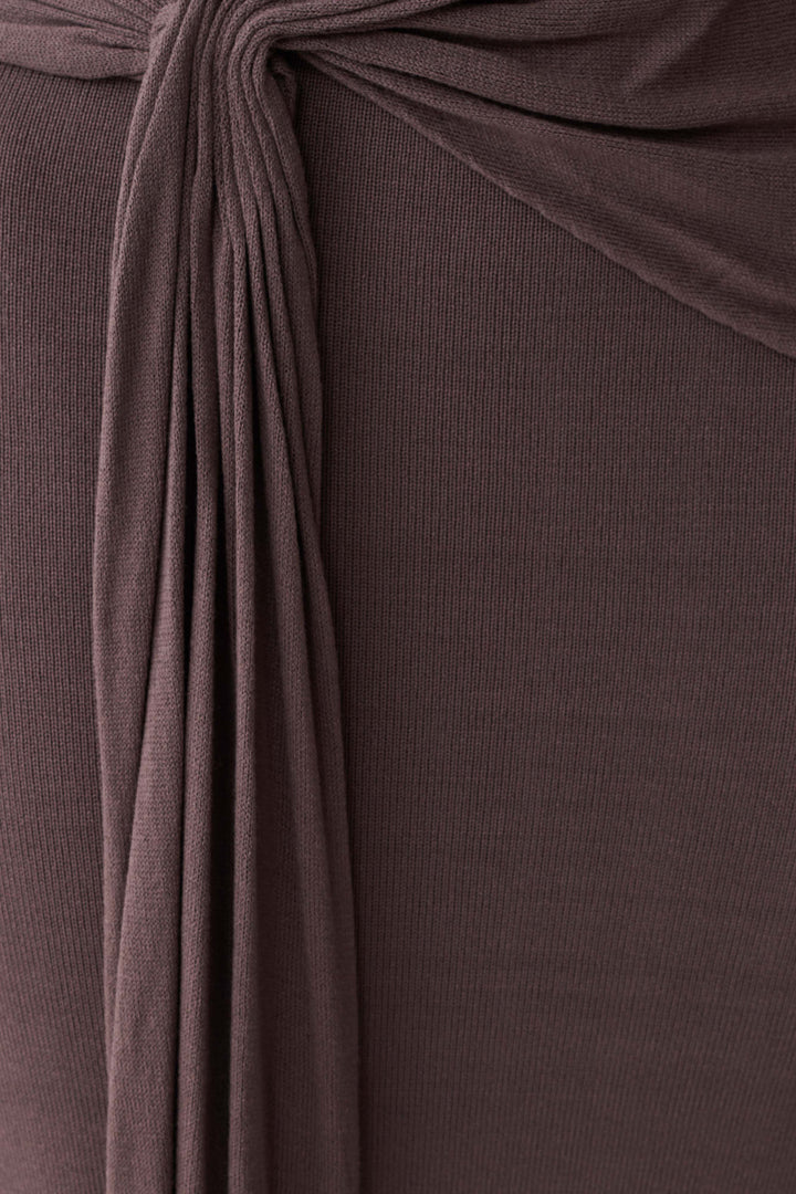 Glamcroft Maxi Dress with Halter Neckline and Open Back