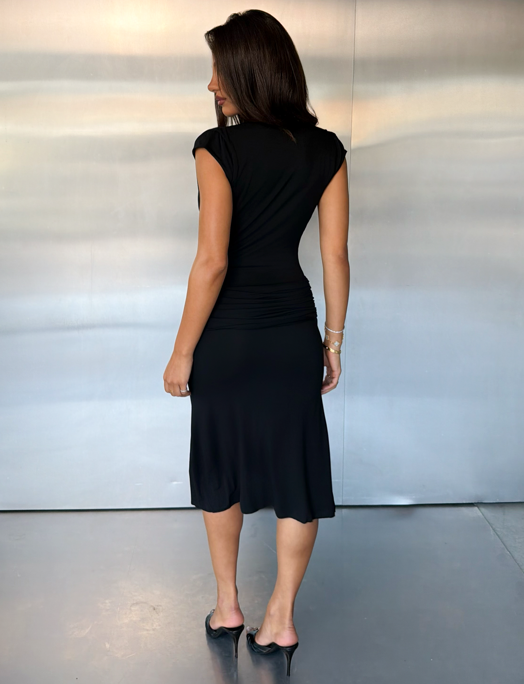 ARIELLA PLUNGE MIDI DRESS - BLACK