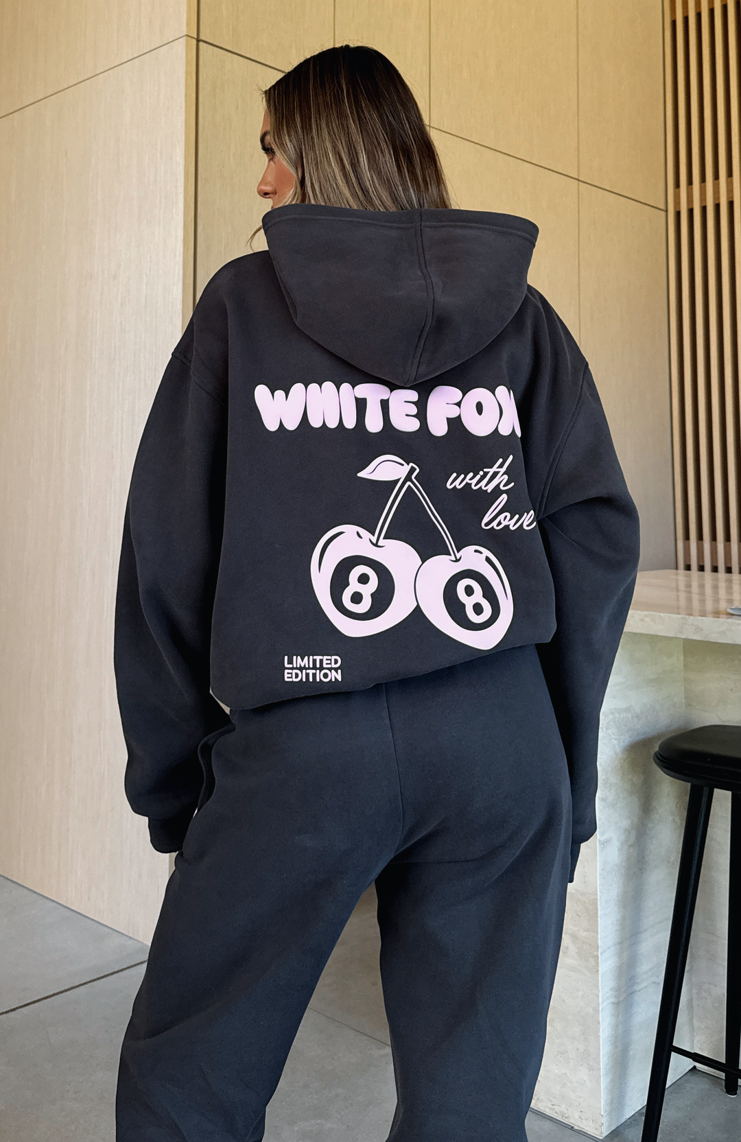Glamcroft Oversized Hoodie with Ribbed Cuffs and Hem