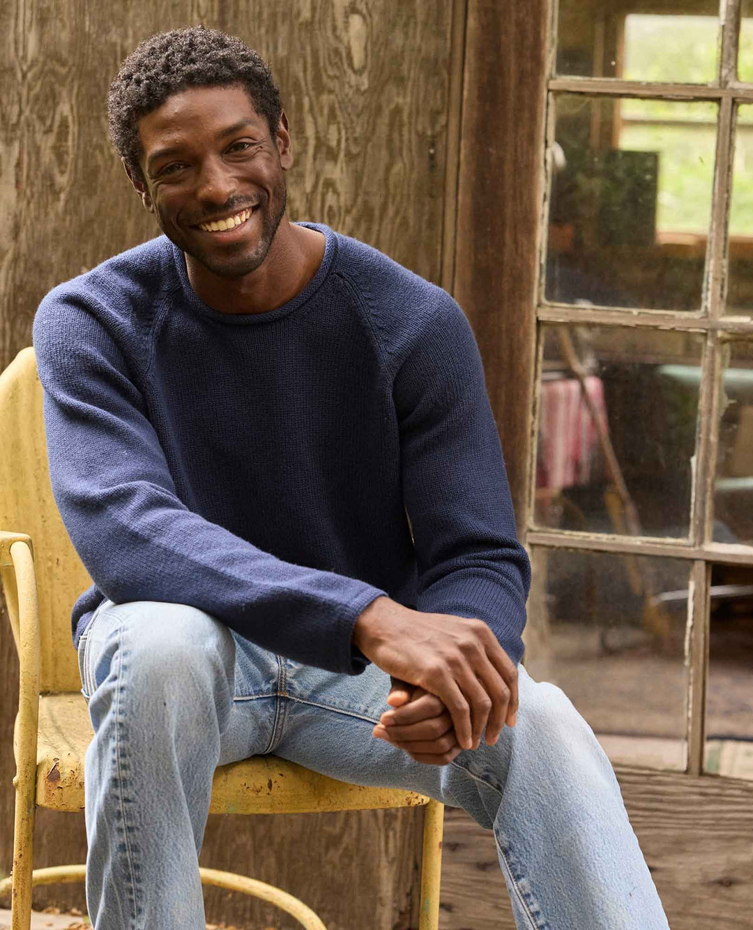 Glamcroft Men's Sweater in True Navy, Itch-Free Knit