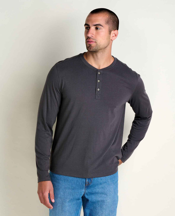 Glamcroft Knit Top Long Sleeve Henley Tee in Soot