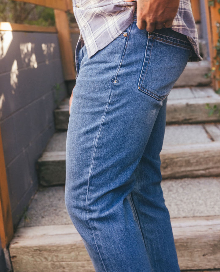 Glamcroft Men's Slim Blue Jeans in Tahoe with FlexForm Waistband