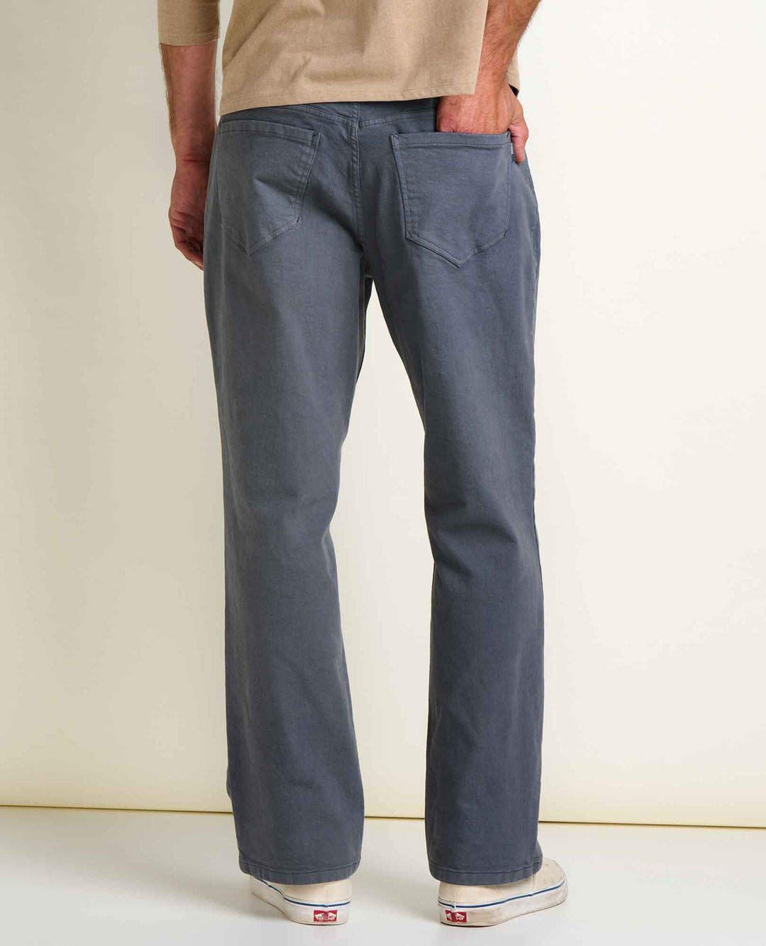 Glamcroft Men's Straight Jean in Iron, Comfortable Fit