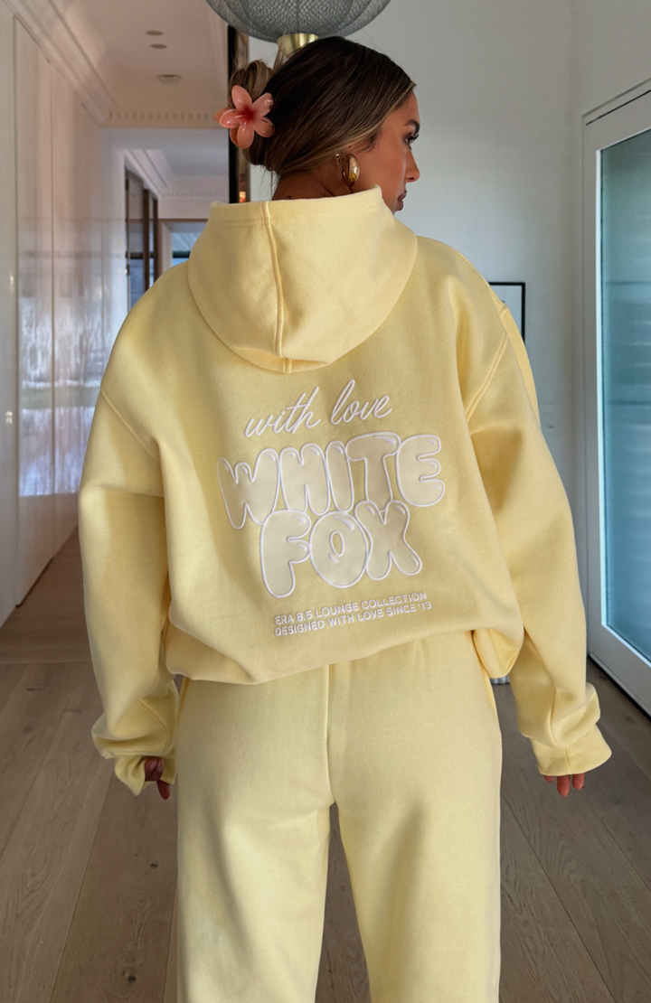 Glamcroft Oversized Hoodie with Front Pocket and Ribbed Cuffs