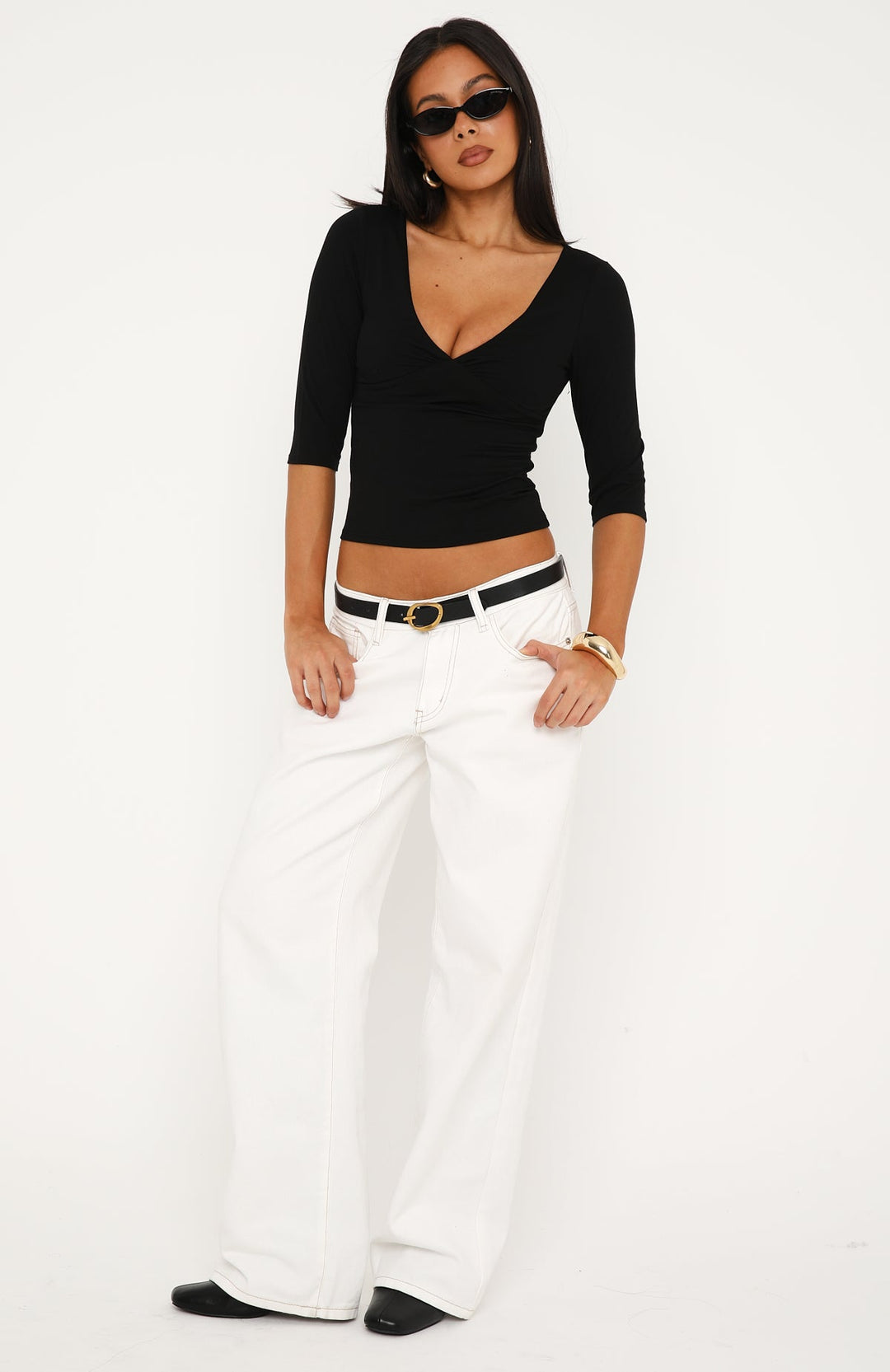 Glamcroft V Neck Top 3/4 Sleeve Fitted Silhouette Black